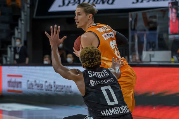 在夏季转会 在夏季转会