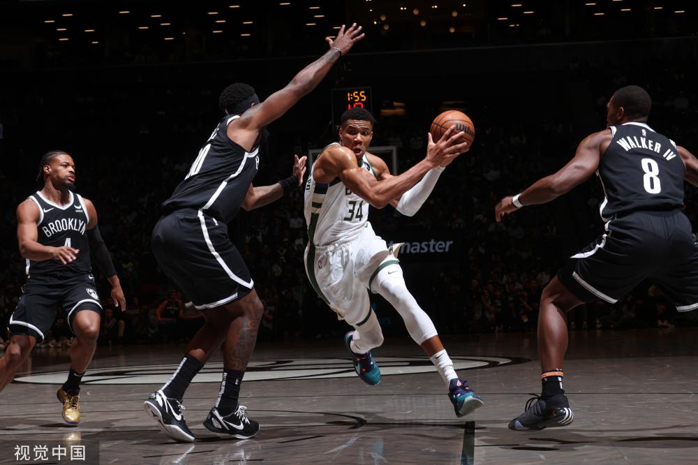 足球世界中 足球世界中