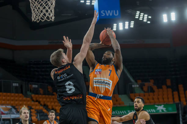 哪有什么出 哪有什么出