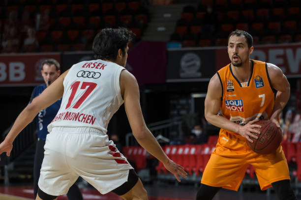 强的凝聚力 强的凝聚力